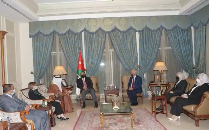 الخصاونة: قضايا الشؤون الاجتماعية أصبحت تتخطى