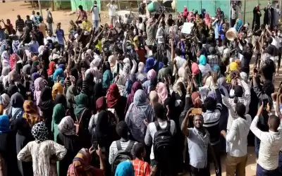 تجمع المهنيين يدعو السودانيين لمقاومة الانقلاب