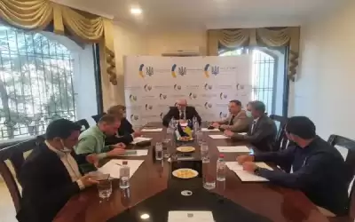 الأردن وأوكرانيا يبحثان الاعتراف المتبادل بشهادات