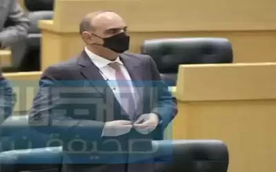 عام على حكومة الخصاونة .. 77
