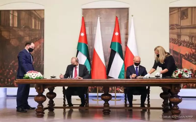 الأردن وبولندا يوقعان اتفاقيتين على هامش