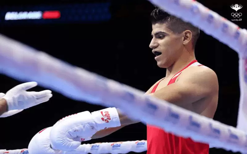 عشيش يحقق فوزه الأول في بطولة