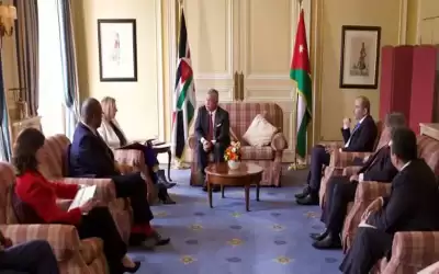 الملك لوزيرة خارجية بريطانيا: أزمات الشرق