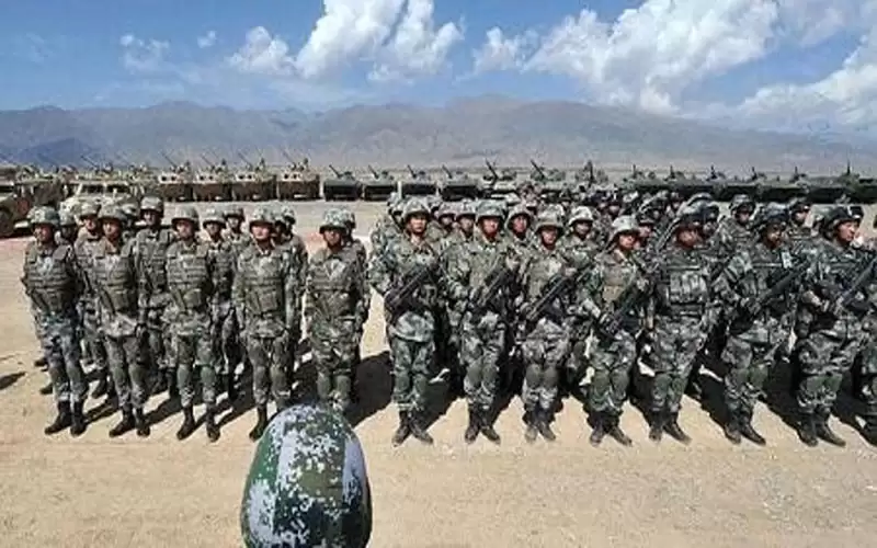 الصين تبني مواقع عسكرية قرب أفغانستان