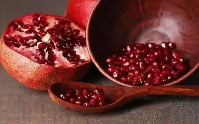 هل يساعد الرمان في السيطرة على