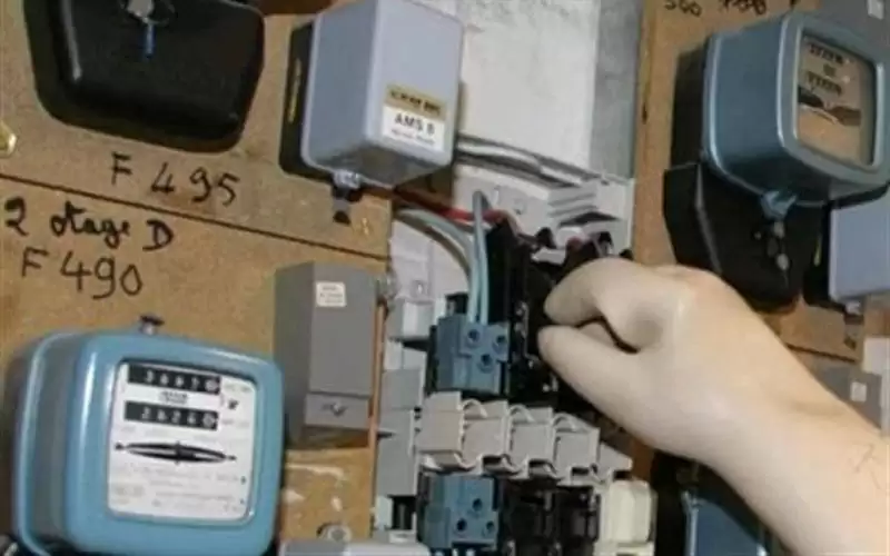 فصل التيار الكهربائي عن مناطق بالأغوار