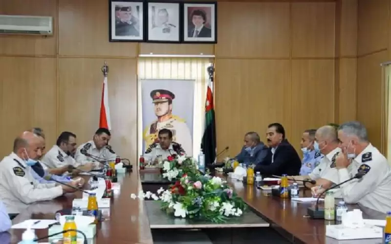 القضاة يتفقد مركز جمرك جسر الملك