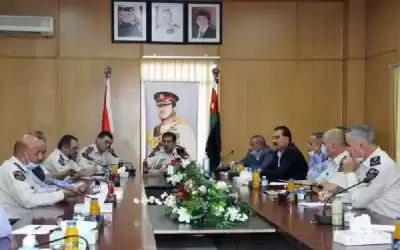 القضاة يتفقد مركز جمرك جسر الملك