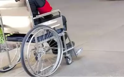 الأمن يستجيب لاستغاثة مريض مقعد في