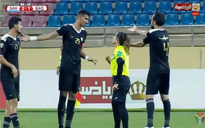 كيف ادت اول حكمة في دوري