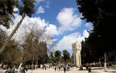 الخطيب: 89.5% نسبة التطعيم بين طلبة