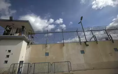 وحدات إسرائيلية تقتحم سجن جلبوع وتجري