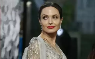 أنجلينا جولي تنتقد حظر فيلم الأبديون