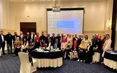 صيدلة عمان الأهلية تناقش سياسات التدريب