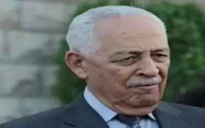 العيسوي يسلم مساكن لأسر عفيفة في