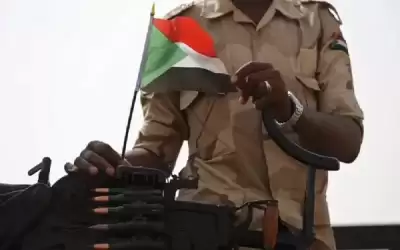 رويترز: الجيش السوداني يشدد القيود على