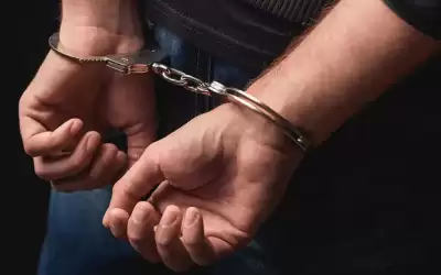 القبض على مطلوب خطير بمداهمة نوعية