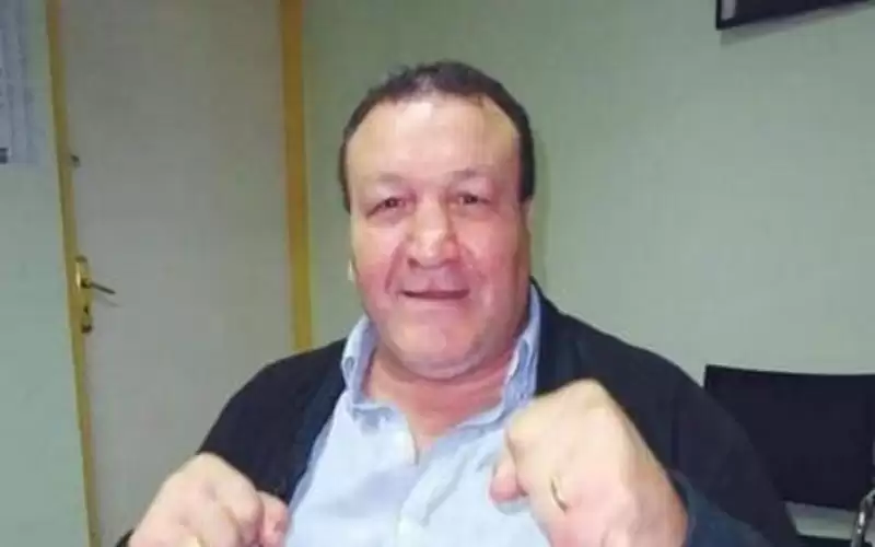 وفاة أسطورة الملاكمة الجزائرية لوصيف حماني