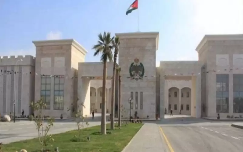 ترفيع ضباط في الامن العام (اسماء)