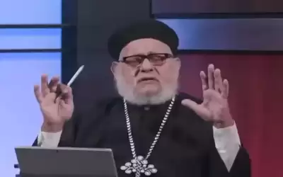 ملاحقة قضائية للقس زكريا بطرس