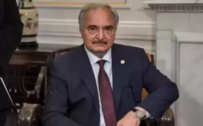 حفتر يعلن ترشحه للانتخابات الرئاسية في