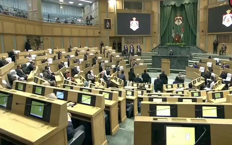 النواب يختار لجنة الرد على خطاب