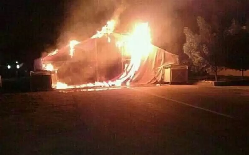وفاة طفلين تفحما بحريق خيمة في