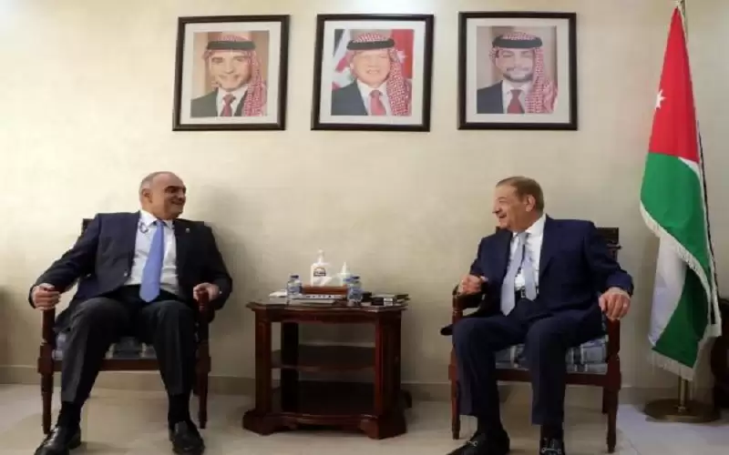 الدغمي للخصاونة: أمامنا أجندة مثقلة بالمسؤولية