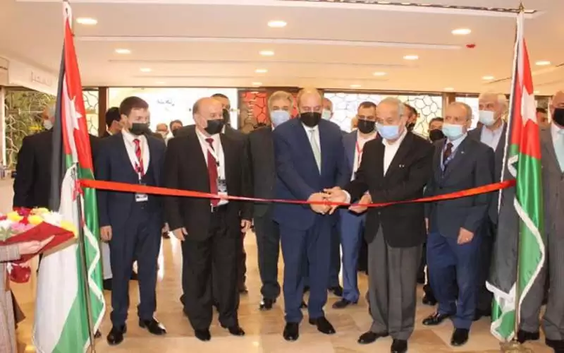 الشمالي يفتتح معرض الصناعات الأردنية