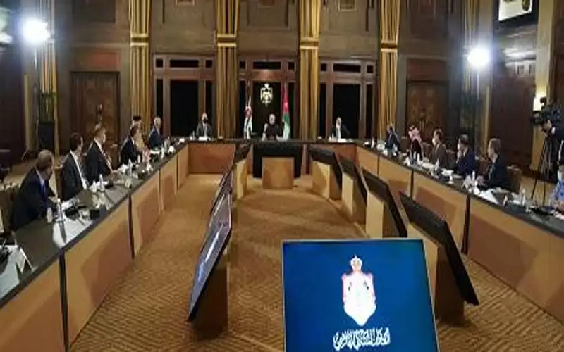 الملك يوجه الحكومة لمعالجة التحديات المائية