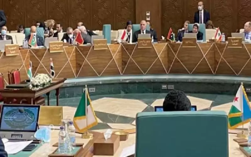 الوزاري العربي يدعو الدول العربية إلى