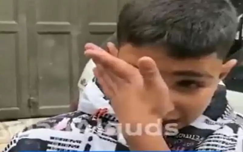 طفل فلسطيني يبكي معلمه منفذ عملية
