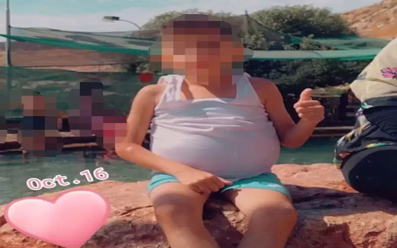 بعد أن مات أمير من يساعد