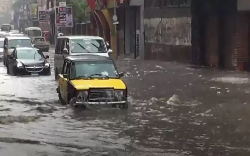 أمطار غزيرة تغمر الإسكندرية