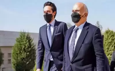 الأمير الحسن يصطحب الأمير الحسين في
