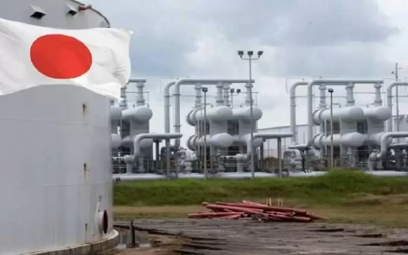 اليابان تفرج عن بعض احتياطي النفط