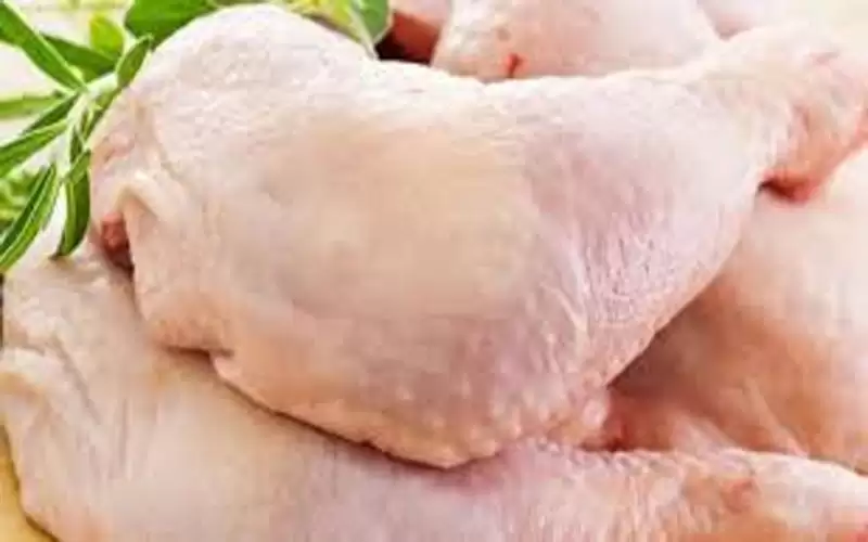 ادخال 419 طن دجاج رغم حظر