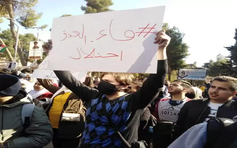 طلابنا مطاردون داخل الجامعات وخارجها.. كم