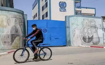 اتحادات العاملين في أونروا يقرر الدخول