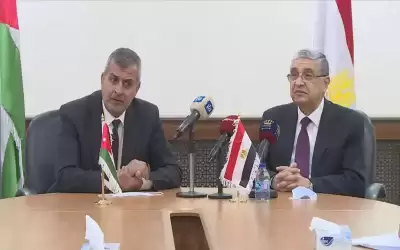 اتفاق على تعزيز خط الربط الكهربائي