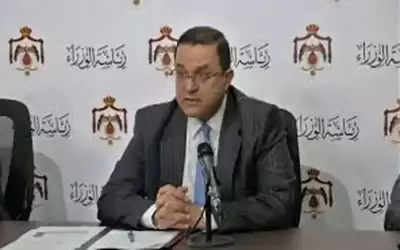 العسعس يعتذر عن تعديل علاوات العاملين