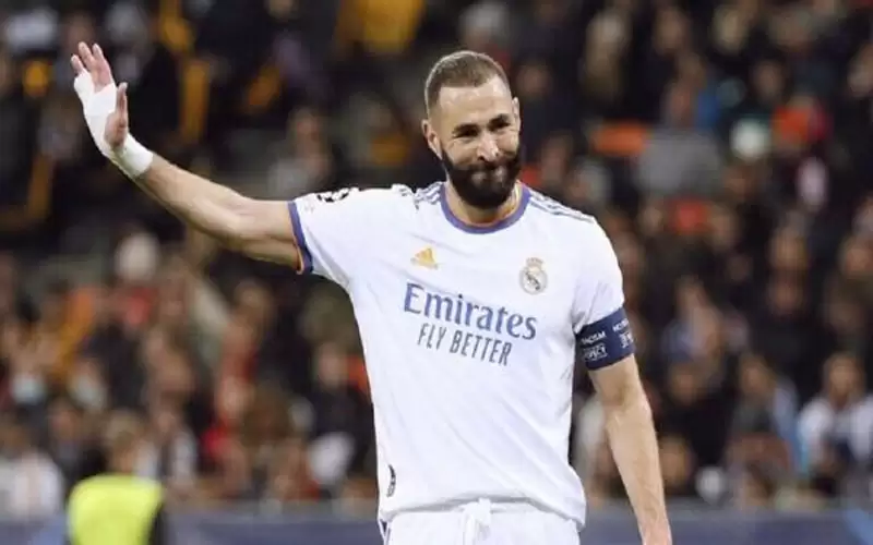 أول تعليق من بنزيما بعد حفل