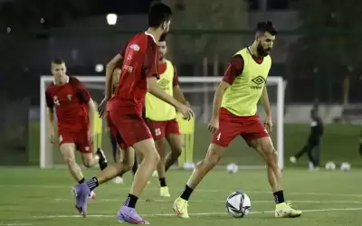 المنتخب الوطني لكرة القدم يلتقي المنتخب