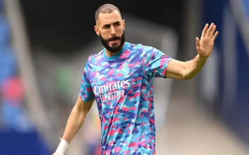 أول تعليق من بنزيما بعد حفل