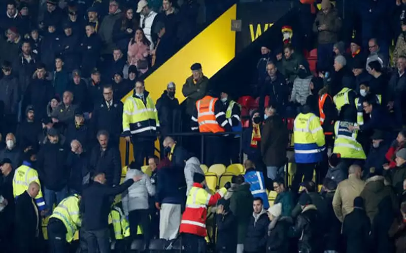 إيقاف مباراة لتشيلسي بعد اصابة مشجع