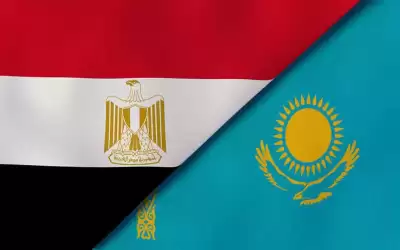 كازاخستان تعلق الطيران مع مصر