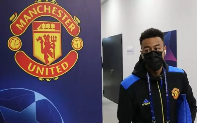 صحيفة: ريال مدريد ينافس برشلونة على