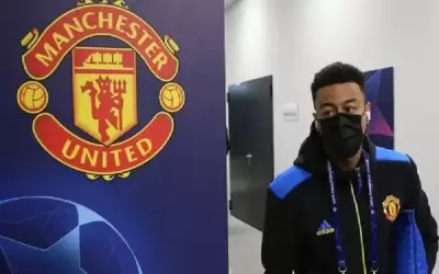 صحيفة: ريال مدريد ينافس برشلونة على