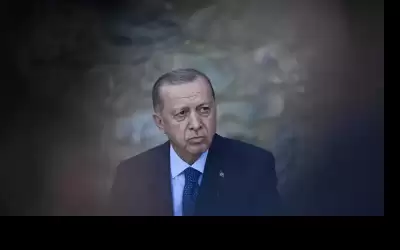 العثور على قنبلة معدة للتفجير تحت