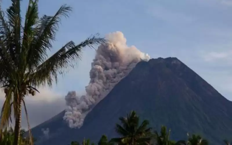 13 قتيلا جراء ثوران بركان في